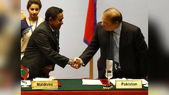 Warning bells for India: After Nasheed's arrest, Maldives President Gayoom heads to Pak