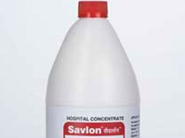 ITC enters personal care, buys J&J's Savlon, Shower To Shower brands ITC enters personal care, buys J&J's Savlon, Shower To Shower brands