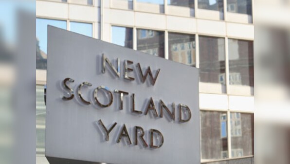 Scotland Yard hires first bi-gender police officer, issues two identity cards