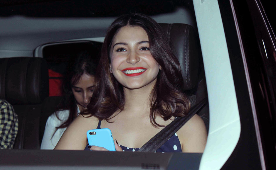 Nervous who? Debutant producer Anushka Sharma flashes million dollar smile at NH10 screening Nervous who? Debutant producer Anushka Sharma flashes million dollar smile at NH10 screening