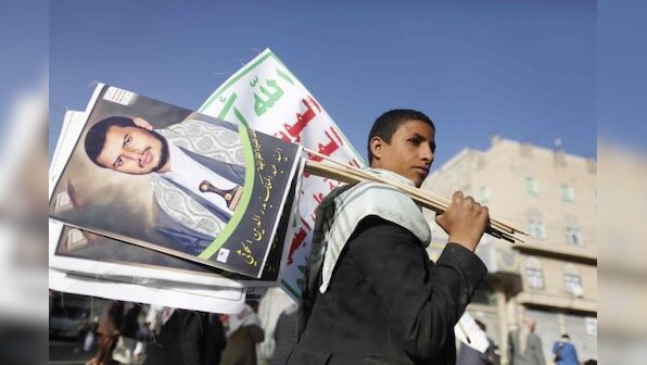 Houthi leader accuses Gulf states of backing al Qaeda in Yemen