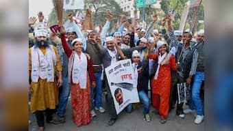 AAP National Executive member raises questions on Bhushan, Ramdas ousting
