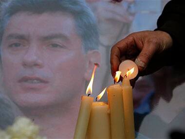 Russia: Mourners view body of slain opposition leader Boris Nemtsov 