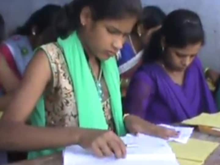 Cheating scam: Free, fair exams impossible in Bihar, says exasperated education minister