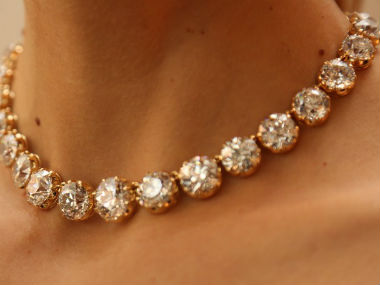 IndusInd Bank to buy RBS India's diamond and jewellery financing biz IndusInd Bank to buy RBS India's diamond and jewellery financing biz