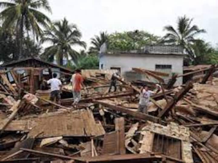 Powerful earthquake hits Western Indonesia, no tsunami alert
