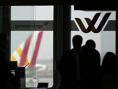 Shocker! Germanwings pilot was locked out of cockpit before crash Shocker! Germanwings pilot was locked out of cockpit before crash