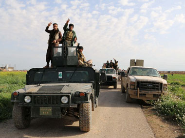 Iraqi forces pound Tikrit as Islamic State vows to expand 'caliphate' Iraqi forces pound Tikrit as Islamic State vows to expand 'caliphate'