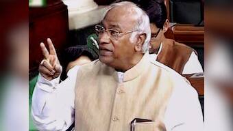 Opposition set to take on govt over Land Bill, Congress says it won't allow changes