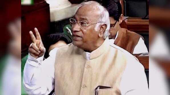 Congress protests about Arunachal issue in Lok Sabha, again