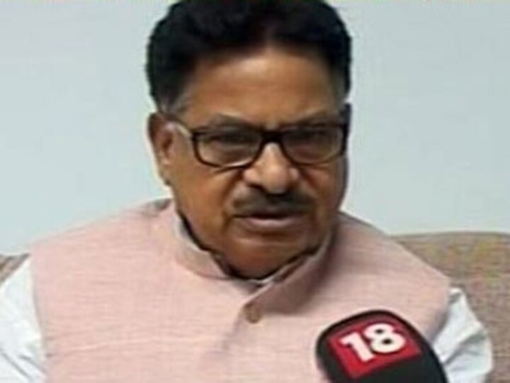 BJP accuses NCSC chief of speaking like Cong spokesperson over VK Singh's 'dog' remark