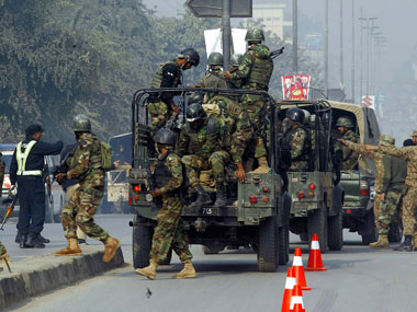 Pakistan: 30 militants killed in fresh airstrikes near Afghan border Pakistan: 30 militants killed in fresh airstrikes near Afghan border