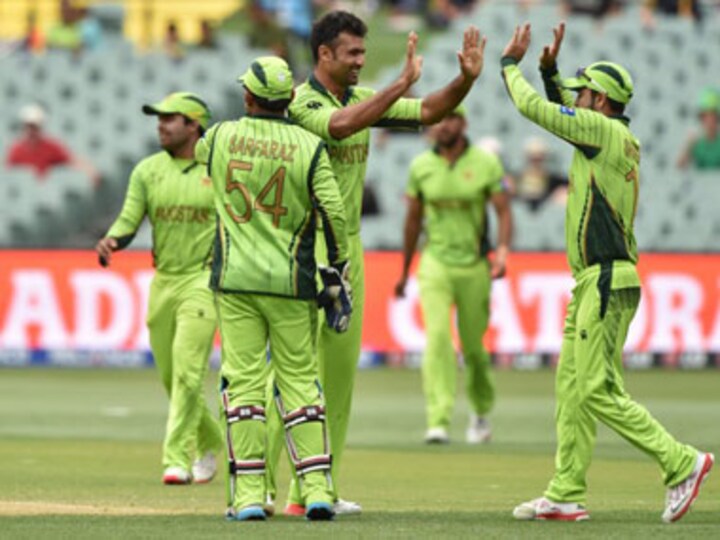 World Cup, Australia vs Pakistan as it happened: Australia thump Pakistan by six wickets