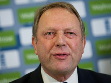 ECB chief Downton continues to back England coach Moores despite World Cup exit ECB chief Downton continues to back England coach Moores despite World Cup exit