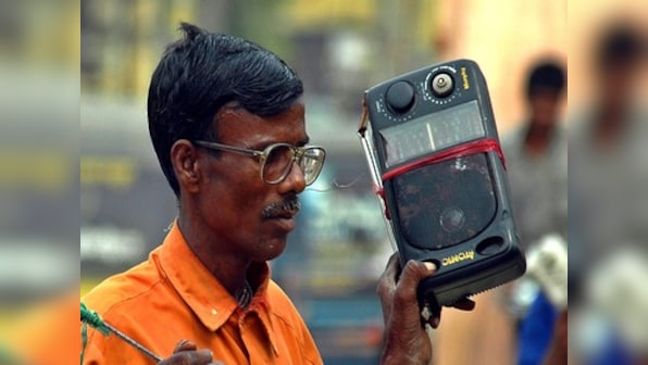 Govt to introduce online system for community radio licenses: Jaitley
