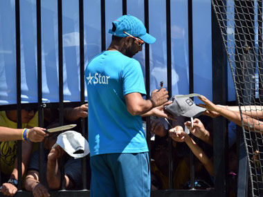 Shami requests extra day's rest as India prepare for World Cup semifinal against Australia Shami requests extra day's rest as India prepare for World Cup semifinal against Australia
