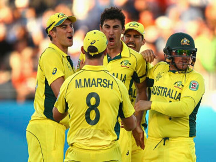 Australia vs Pakistan Tweet report: 'Watson playing pace bowling like Venkatapathy Raju'