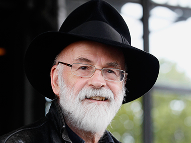 Discworld novels author Sir Terry Pratchett dies at 66 after long battle with Alzheimer's Discworld novels author Sir Terry Pratchett dies at 66 after long battle with Alzheimer's