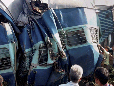 Dehradun-Varanasi Janta Express accident: 22 people killed, around 150 injured Dehradun-Varanasi Janta Express accident: 22 people killed, around 150 injured