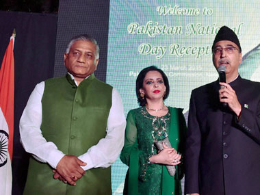Pak High Commission visit: Don't need to give any explanation, says VK Singh Pak High Commission visit: Don't need to give any explanation, says VK Singh