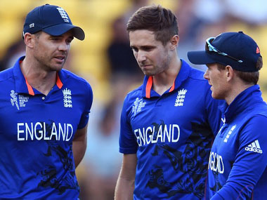 Cricket: England down Pakistan in thriller to take Twenty20 series Cricket: England down Pakistan in thriller to take Twenty20 series