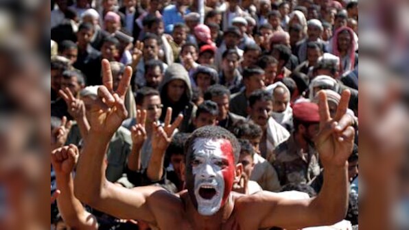 Yemen army with coalition forces converges on port city of Hodeida, seeks to liberate it from Houthi rebels