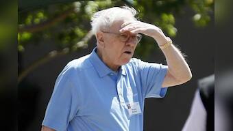 Buffett looks to succession, signals future growth problem