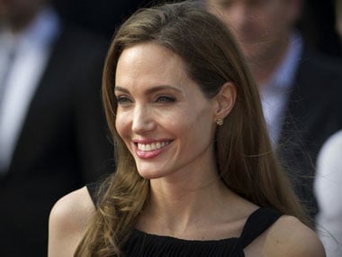 After mastectomy, Angelina Jolie surgically removes ovaries to prevent cancer