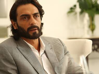 It wasn't me: Arjun Rampal takes on #fakepress  for 'cooking up' divorce story