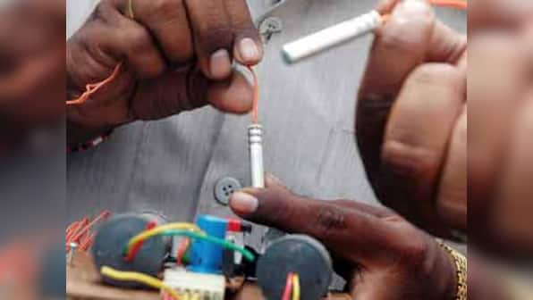 Dunk, smash, carry away: How to defuse bombs the Agra police way