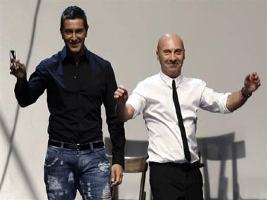 Zoe Saldana supports Dolce & Gabbana, says it's stupid to boycott them over babies remark Zoe Saldana supports Dolce & Gabbana, says it's stupid to boycott them over babies remark