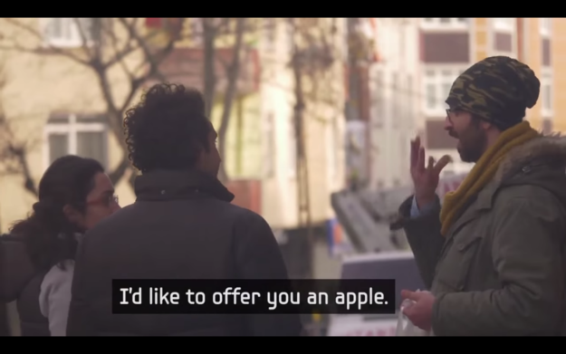 Town learns sign language for hearing impaired neighbour: Samsung's latest campaign is epic win Town learns sign language for hearing impaired neighbour: Samsung's latest campaign is epic win