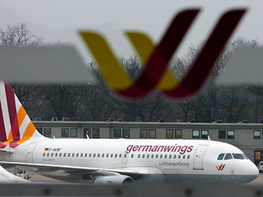 Germanwings co-pilot practiced descent on a previous flight Germanwings co-pilot practiced descent on a previous flight