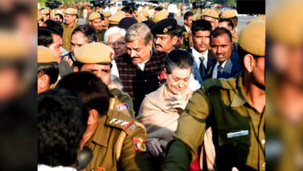 Land bill protest: Triumphant return of Sonia Gandhi should worry BJP