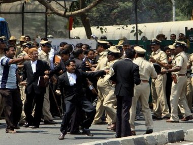 Lawyer shot, killed by cop in Allahabad district court, advocates go on rampage Lawyer shot, killed by cop in Allahabad district court, advocates go on rampage