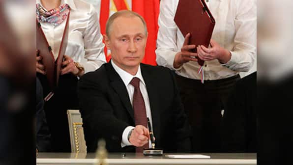 Pen used by Putin to sign Crimea treaty becomes museum piece