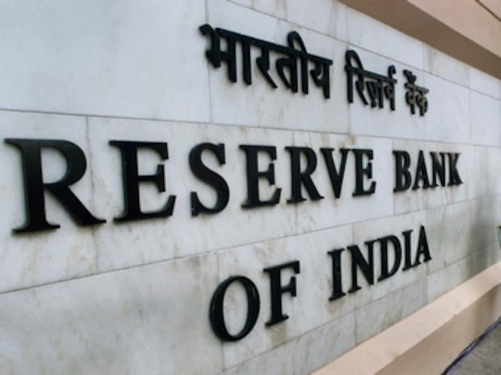 Big test for inflation pact between govt, RBI will come when crude prices spike