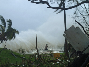 Cyclone Pam: 24 people dead in Vanuatu as fear of food shortage emerges Cyclone Pam: 24 people dead in Vanuatu as fear of food shortage emerges