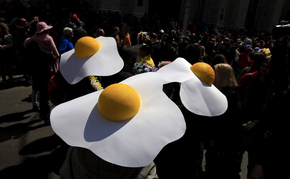 People take part in the Easter Parade and Bonnet Festival along 5th Avenue in New York City April 5, 2015. REUTERS