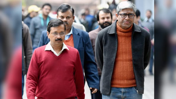 Why is MHA reading statements by Delhi police on the farmer suicide? AAP's Ashustosh cries conspiracy