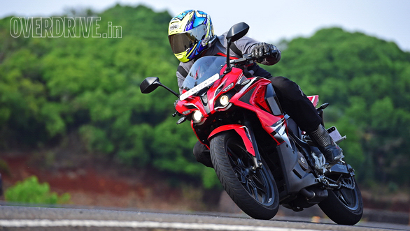 Bajaj Pulsar RS200 road test review Bajaj Pulsar RS200 road test review