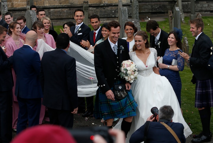 Andy Murray marries girlfriend Kim Sears in 'royal wedding of Scotland'