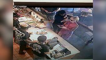 'Just another lady': Hillary Clinton goes unnoticed at an Ohio Chipotle