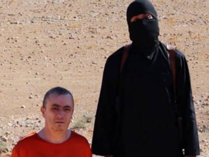 New video shows Islamic State beheading four men for armed robbery and murder in Iraq