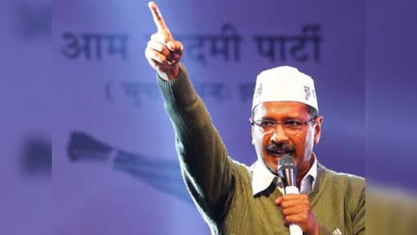 Live: Kejriwal speaks to Gajendra Singh's family, AAP offers Rs 10 lakh compensation