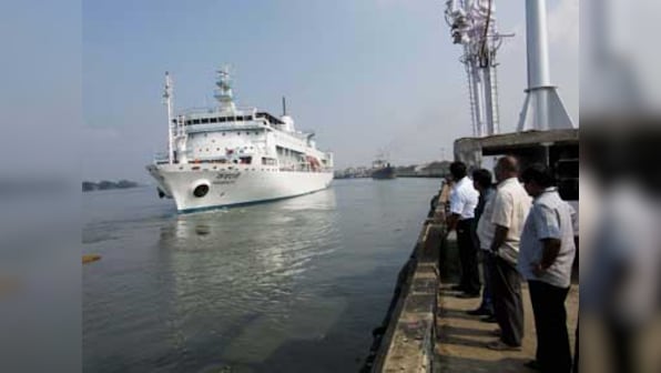 Boat carrying 160 African migrants from Somalia reportedly capsizes off south Yemen