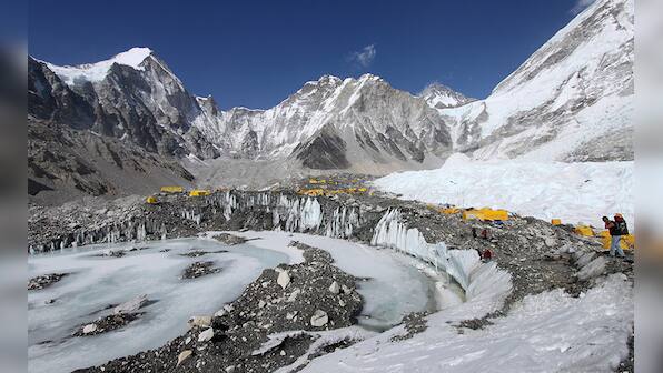 Avalanche triggered by Nepal earthquake sweeps Everest base camp, killing at least 17