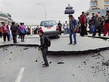 Nepalis spend third night in open as earthquake toll passes 4,000