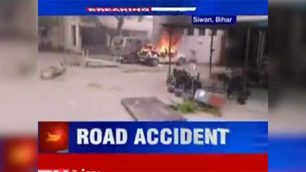 5 students killed in road accident at Siwan in Patna: Angry locals torch ambulances