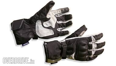 Product review: Triumph Action 2 gloves